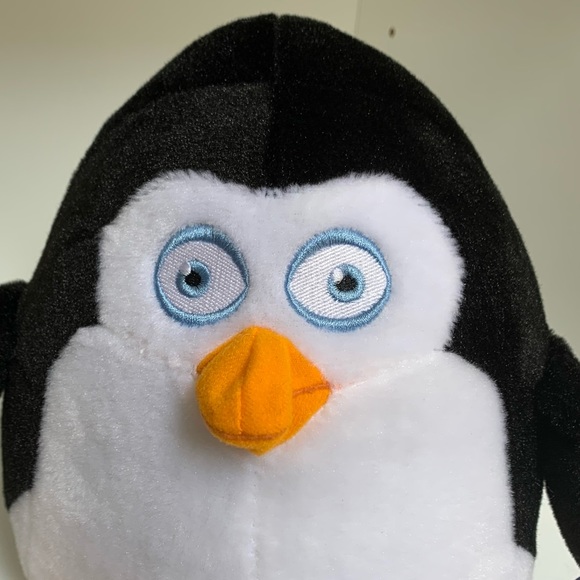PENGUINS FROM MADAGASCAR DREAMWORKS ANIMATION PLUSH TOY BABY PENGUIN PRIVATE - Picture 2 of 5